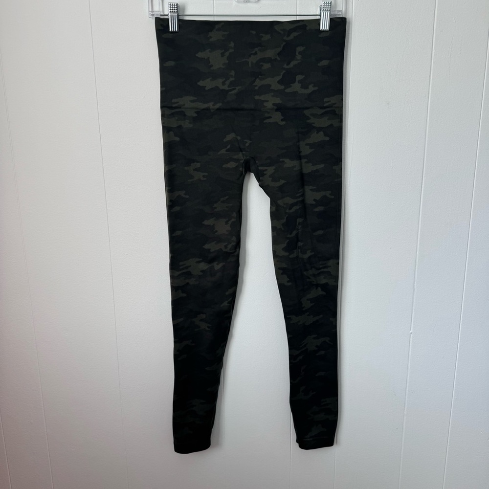 SPANX Look At Me Now Leggings Womens XL Green Camo Pull On